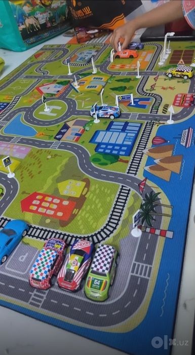 Продам эксклюзивный развивающий игровой детский  коврик