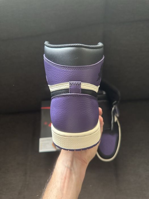 Air Jordan 1 Retro High Court Purple