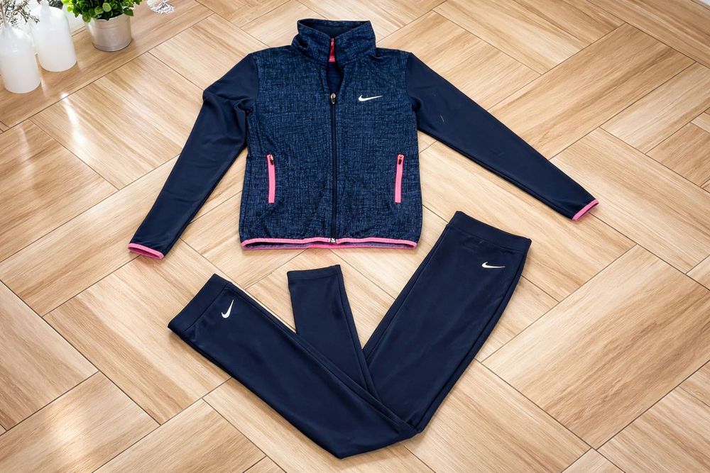 Оригинален анцуг Nike