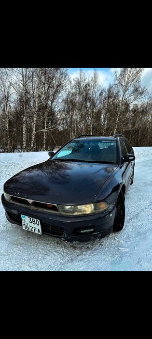 Продам машину mitsubishi legnum