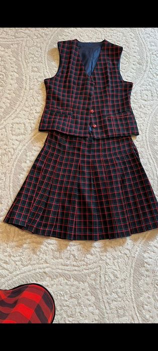 Продам школьный форму для девочек