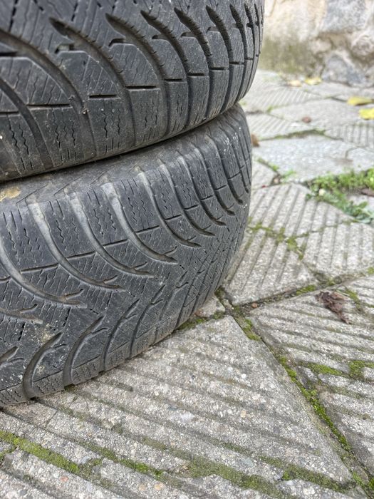 215 60 16 MICHELIN дот1812 зимни