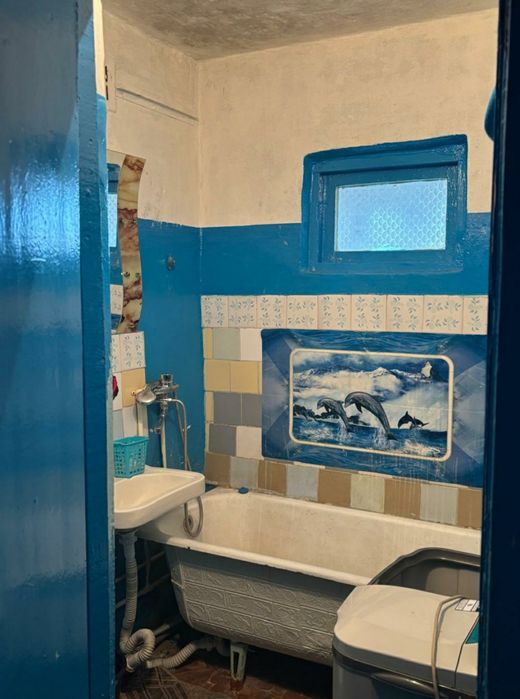 Продам 1 ком Колхозный рынок