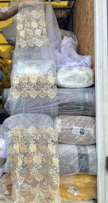 Perdele cu broderie