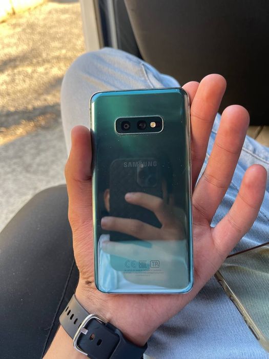 Samsung S10e sotiladi