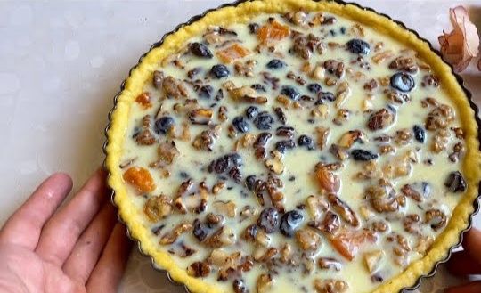 Пироги мясные, рыбные , с курицей