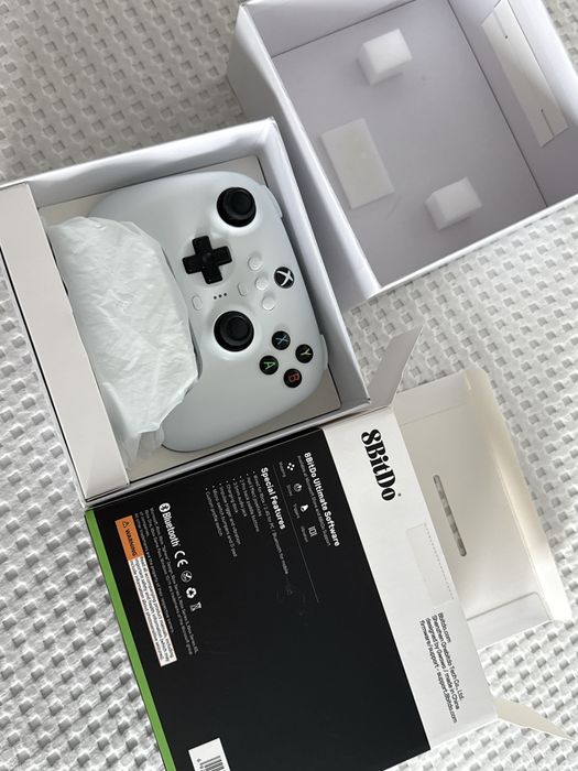 Vand controler origina l 8BitDo