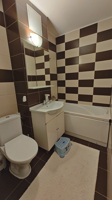 Apartament 3 Camere de inchiriat