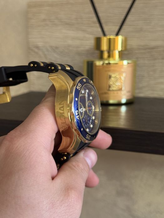 Мъжки часовник Invicta Pro Diver Chronograph (Gold & Blue)