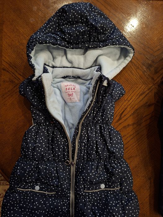 Продам  куртки на весну, безрукавку для девочки