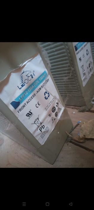 Kit fotovoltaic invertor și baterii