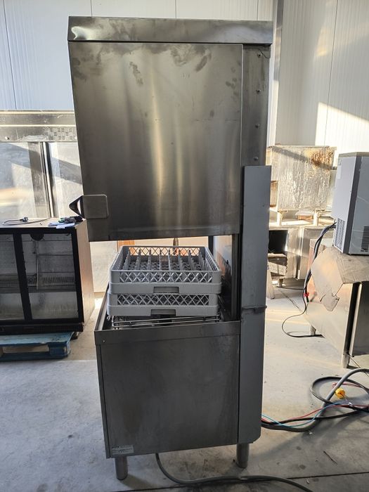 Конзолна съдомиялна ,,Smeg " -- 2022 година