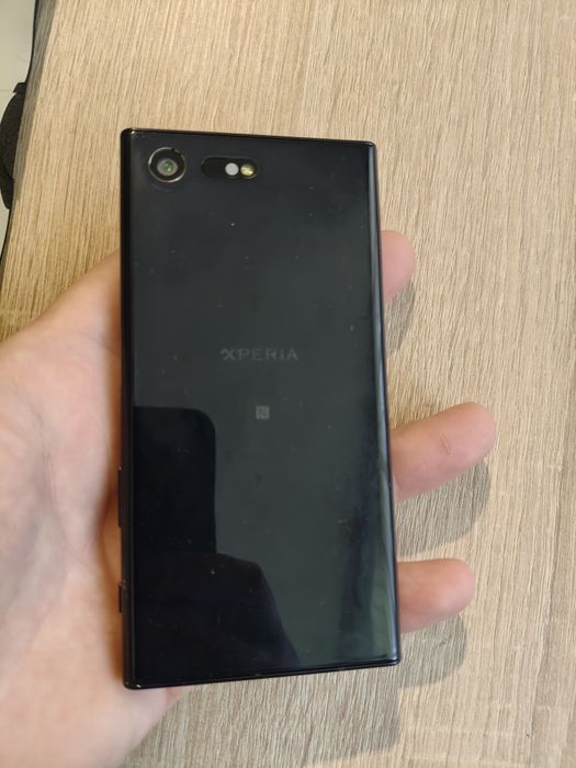 Sony Xperia X compact