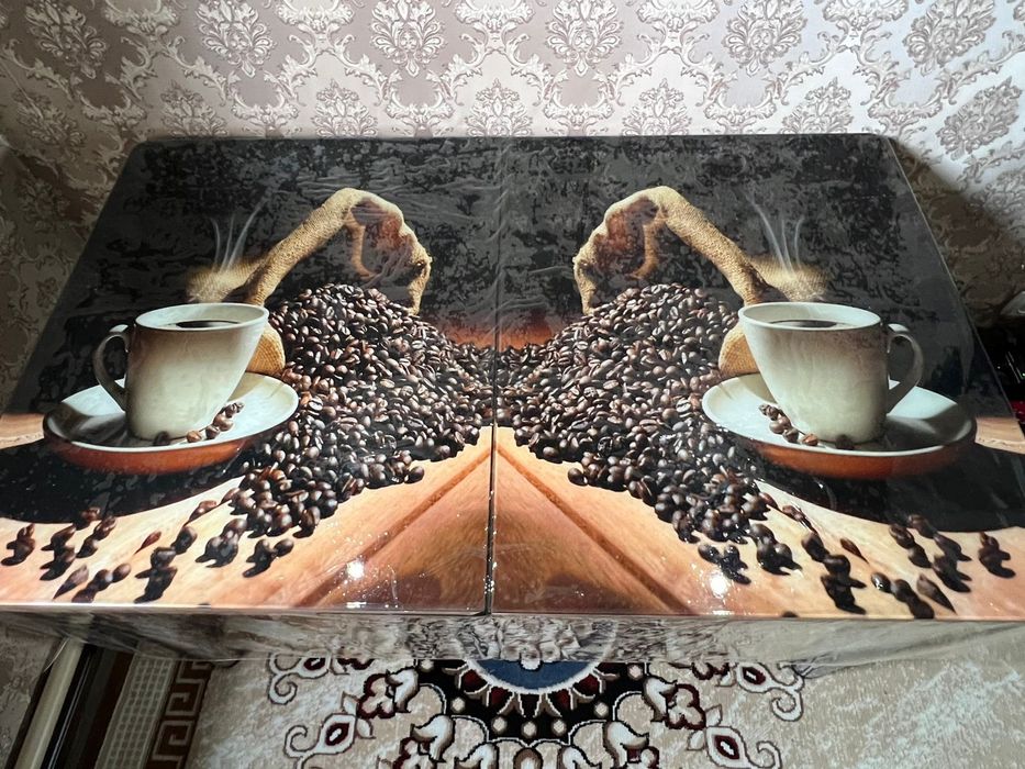 Продам кухонный стол