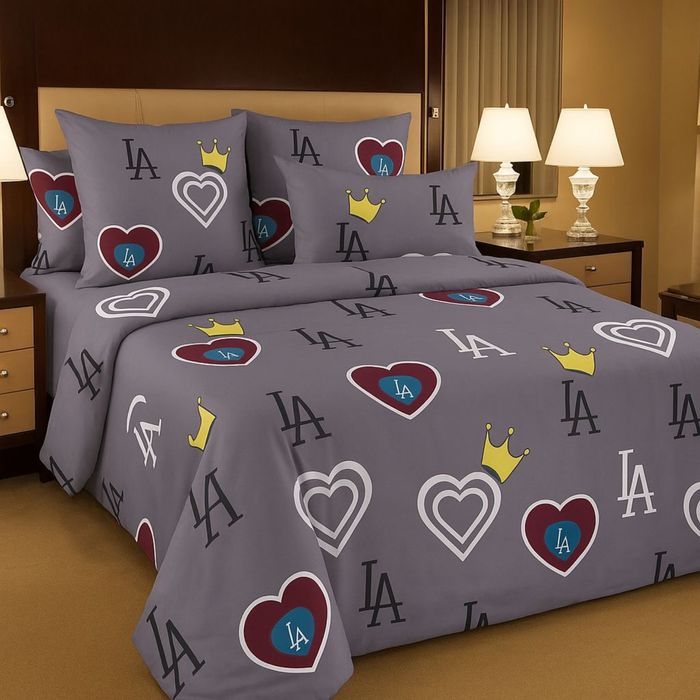 Постельное бельё НОВЫЙ РУЧНАЯ РАБОТА