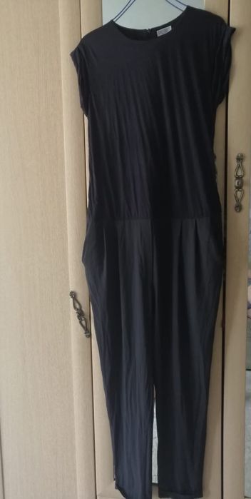 Продам женскую одежду