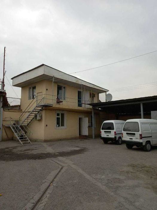 Продаётся 1,5 га производственная база в пос.Ийк оте.