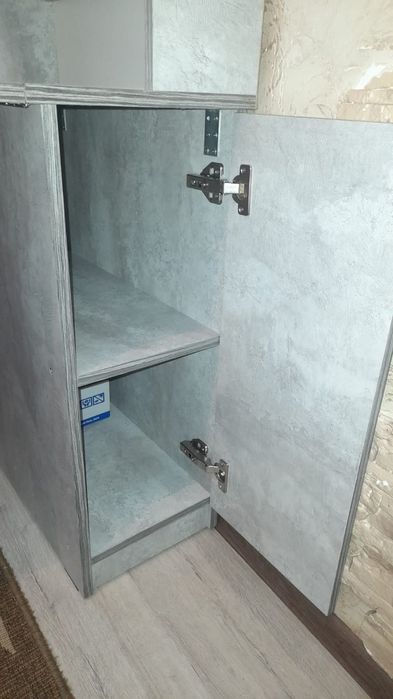 Маникюрный стол новый