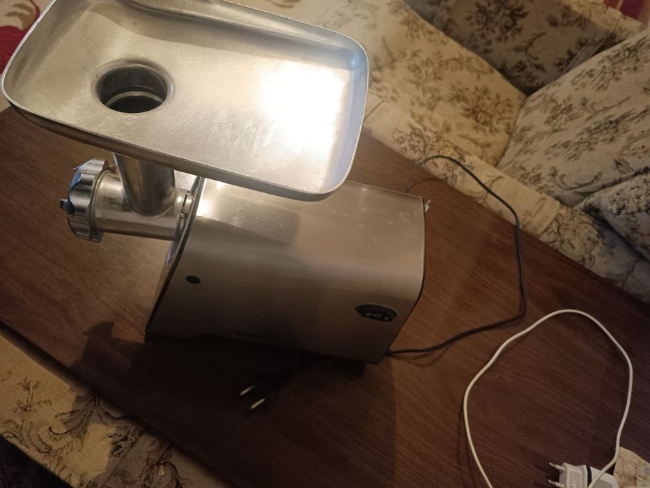 Электромясорубка