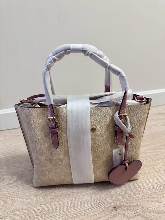 Продаю оригинальную сумку Coach