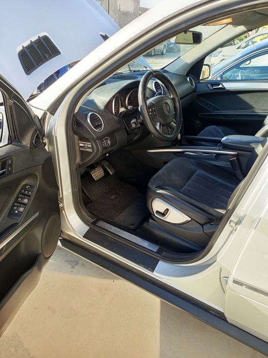 Продавам Мерцедес МЛ 320 дизел