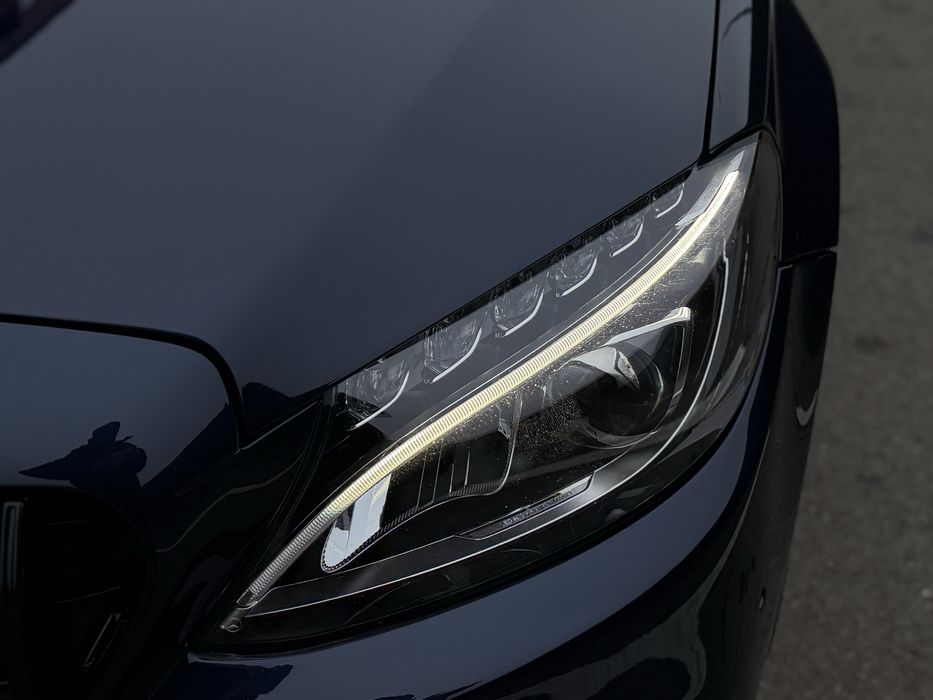 Mercedes Benz C220 AMG - Line