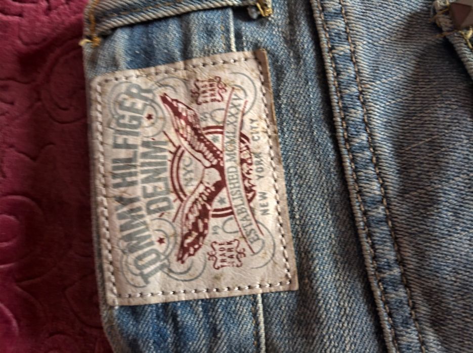 Тom Helgwiger къси дънки и 2 ризи