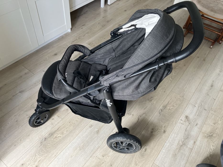 Детская коляска Joie Mytrax