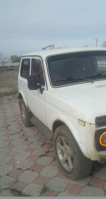 Продам Ваз 21213