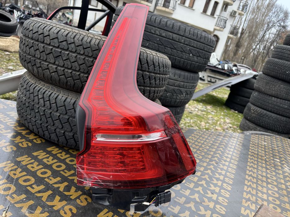 Стоп Volvo XC 60