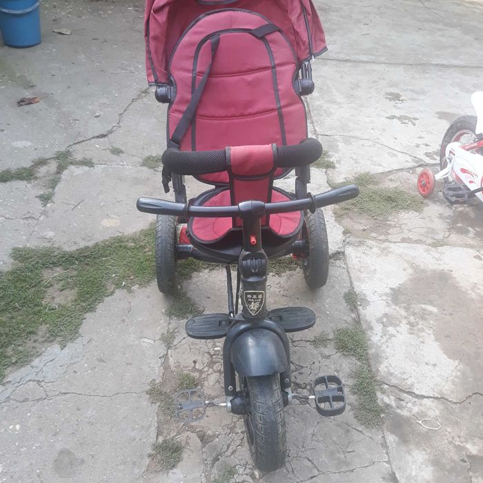 TRICICLETA pentru transport copii