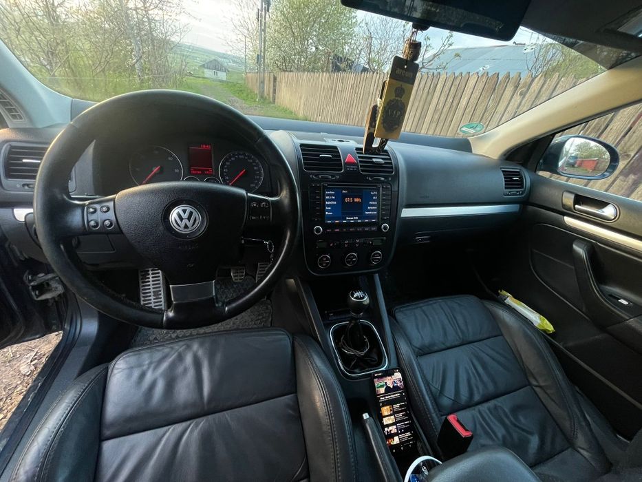 Vând Volkswagen jetta 2006 1.9 BKC