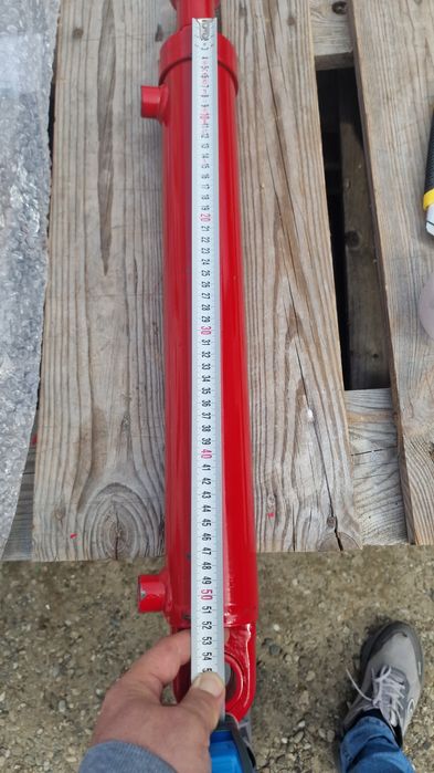 Cilindru hidraulic 65 cm strins deschide 40 cm tija 35 mm diametru gau