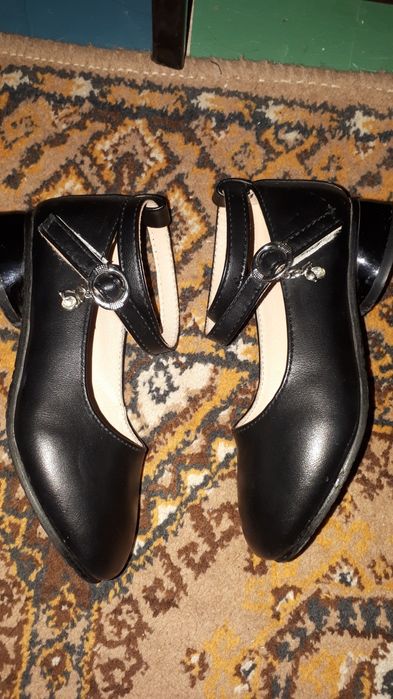 Туфельки для девочек размер 28