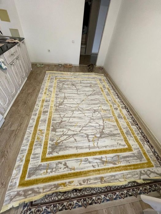 Срочно продам ковер  3×2