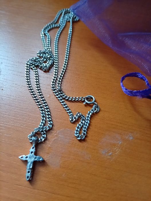 Vând lănțișor argint damă