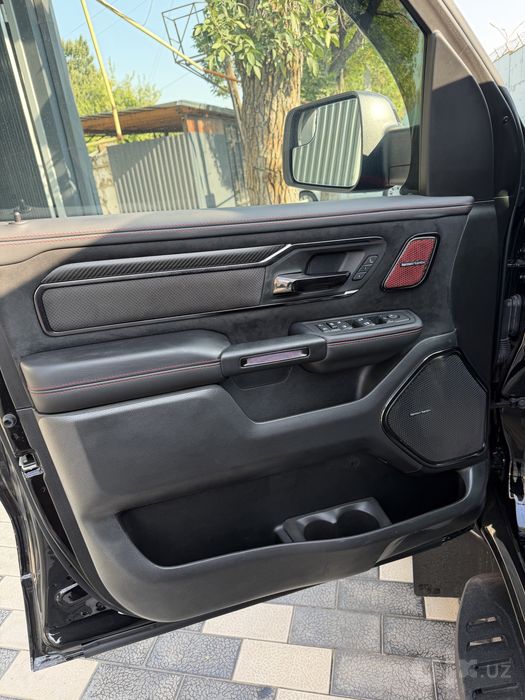Dodge Ram 1500 RHO
