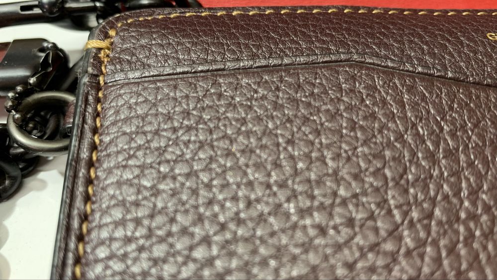 Дамска клътч чанта Coach