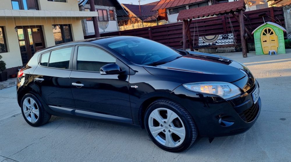 Renault Megane III//TOM TOM EDITION//EURO 5//2011//1.5
