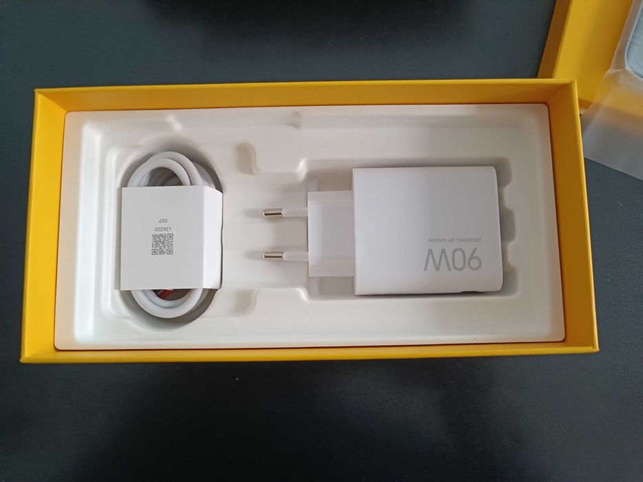 Poco F7 - 12gb memorie - 512gb stocare