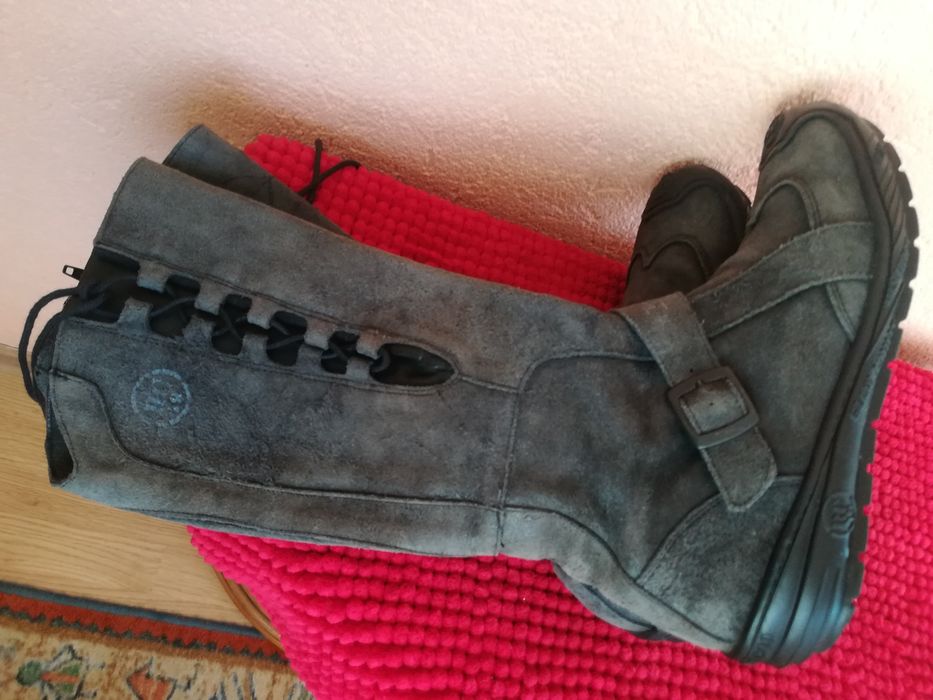 Cizme piele întoarsă nr 38 dama District