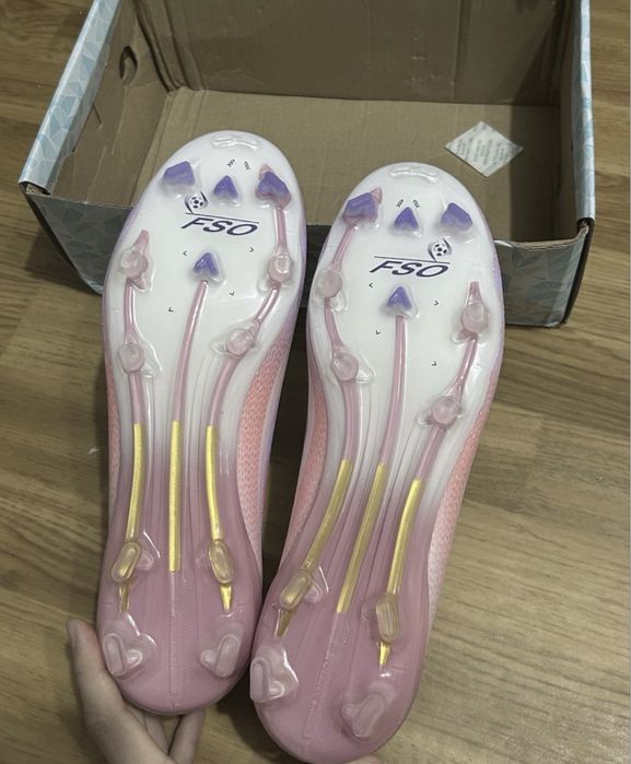 Продам бутсы F50