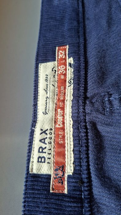Вельветовые джинсы от Brax