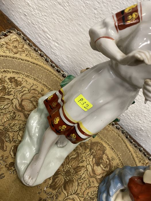 Винтидж колекционерска порцеланова фигура Киев 1970 маркировка