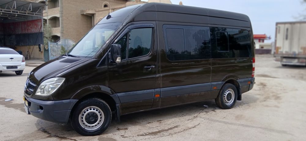 Спринтер пассажирский средний 2013 автомат мотор 651  енгил минивен
