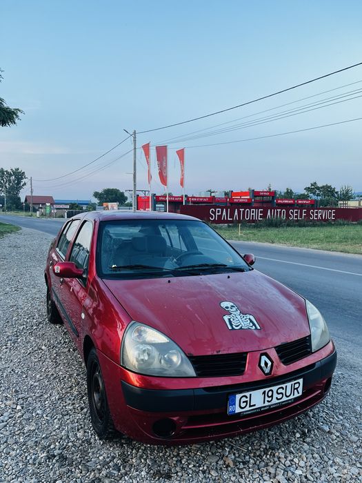 RENAULT Symbol 2005