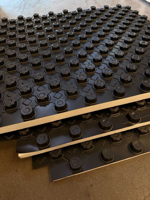 подложка GIACOMINI за подово отопление–италианска EPS 200; 1,2,3+2.3см