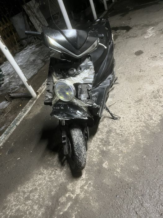 Пррдам мопед м8 срочно !