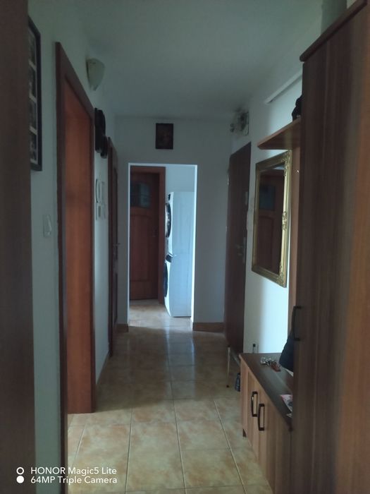 Vand apartament 2 camere