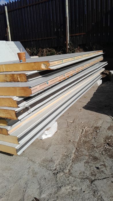 Depozit Panouri Sandwich 

Stoc Panouri Bistrita

P